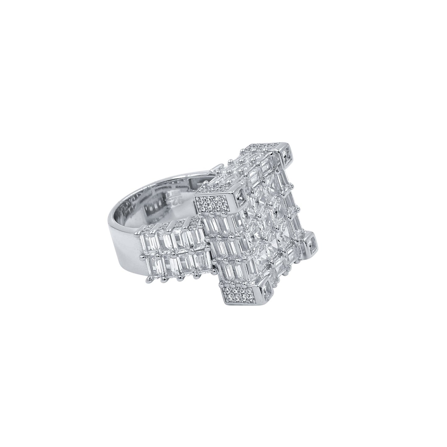 SQUARE STUDDED RING // BAUGETTE WHITE GOLD
