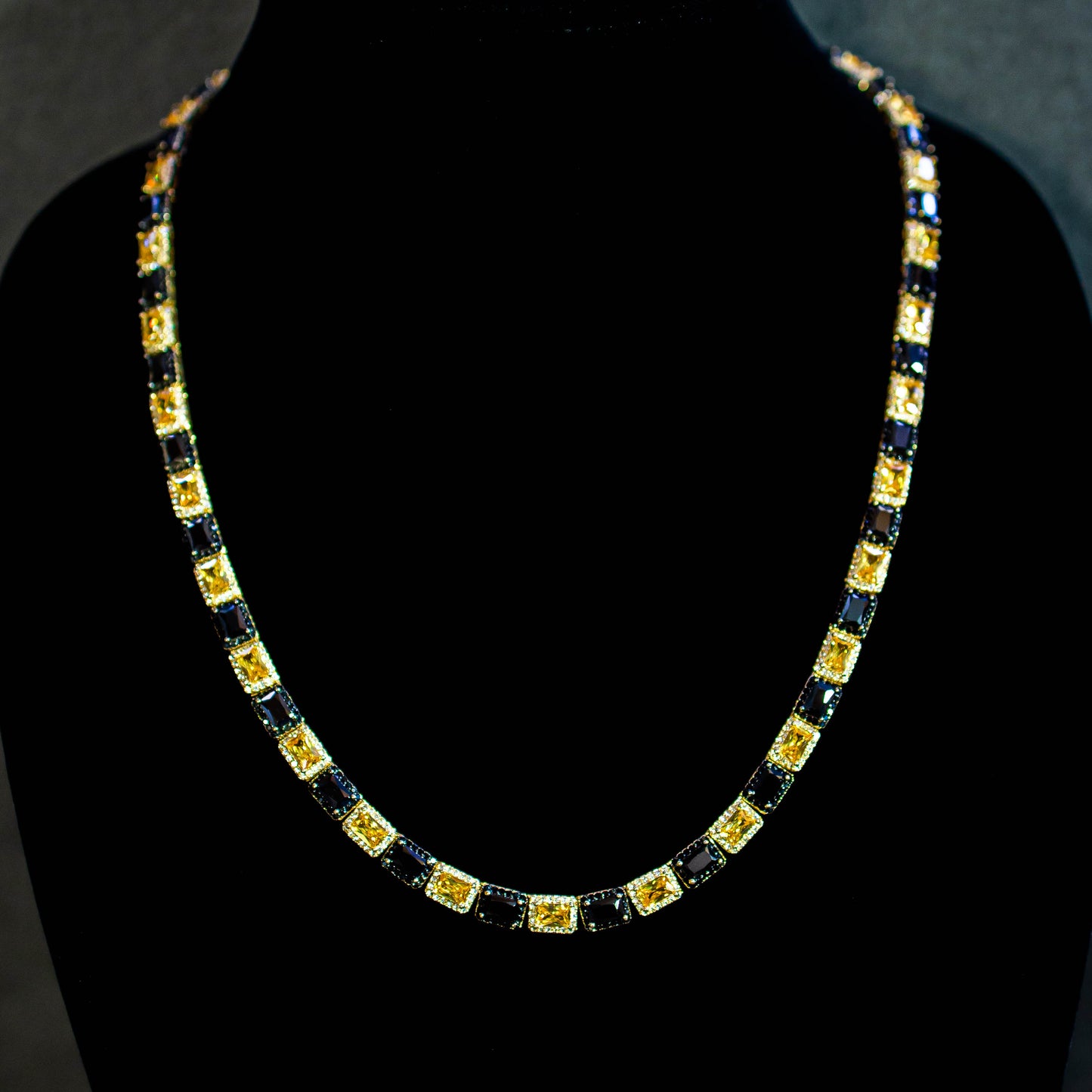 THE EMERALD CHAIN // BLACK X YELLOW GOLD 6MM