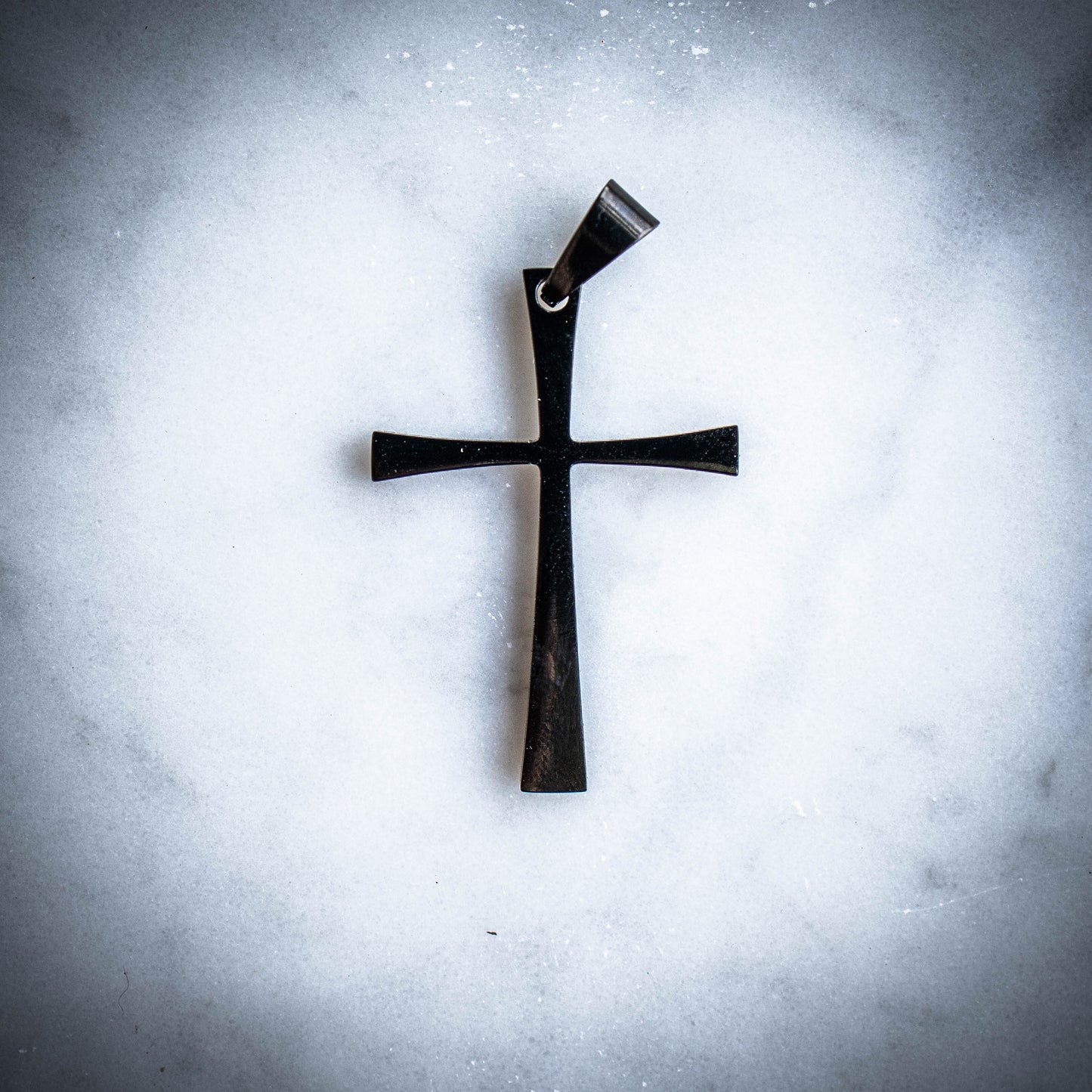 SIMPLE CROSS + 3MM FRANCO CHAIN