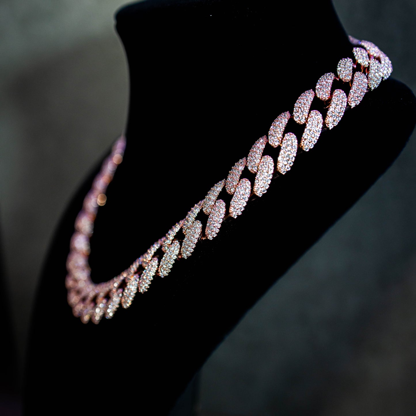 18MM ICED MIAMI CUBAN CHAIN IN ROSE GOLD