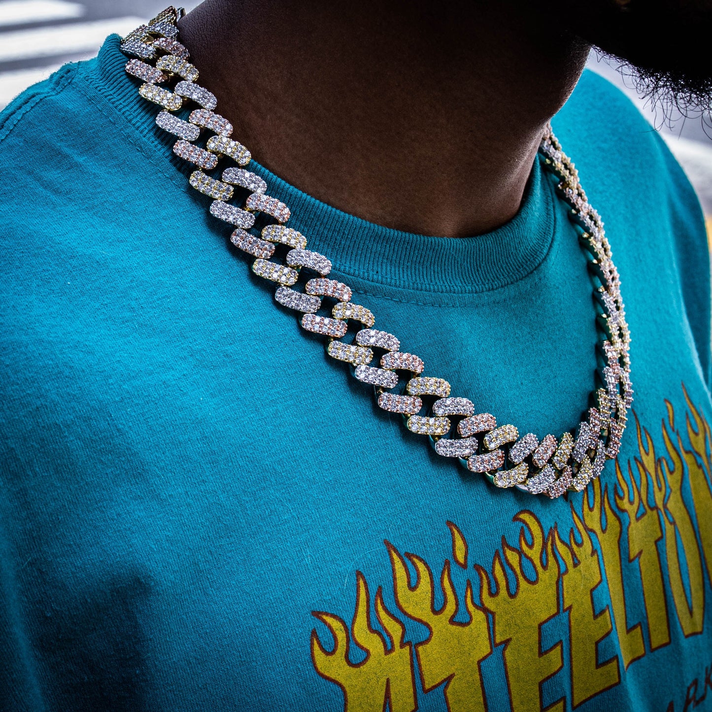 18MM "FRIO" CUBAN CHAIN IN WHITE X YELLOW X ROSE GOLD