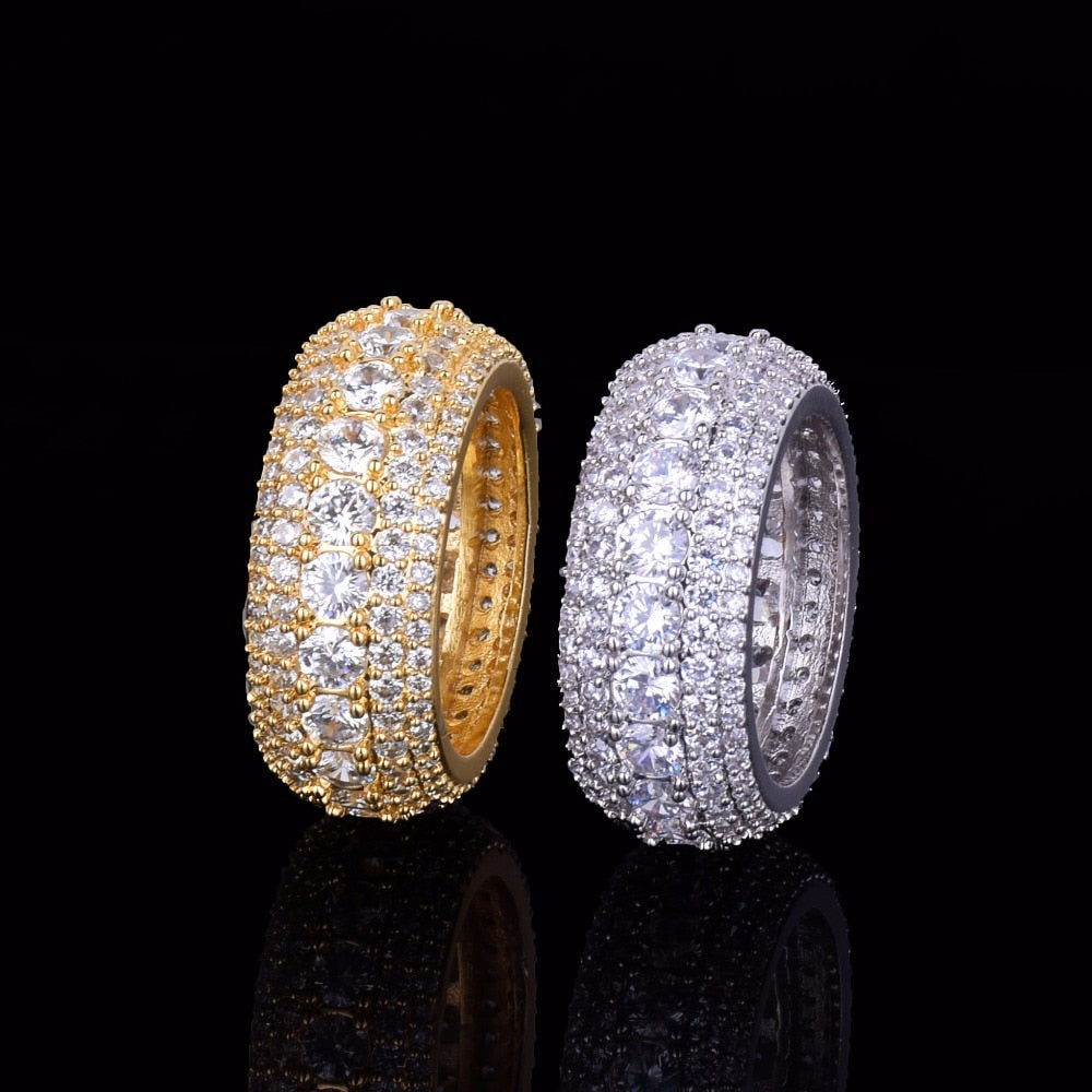 ROUND CUT RING // MULTI ROW DIAMOND