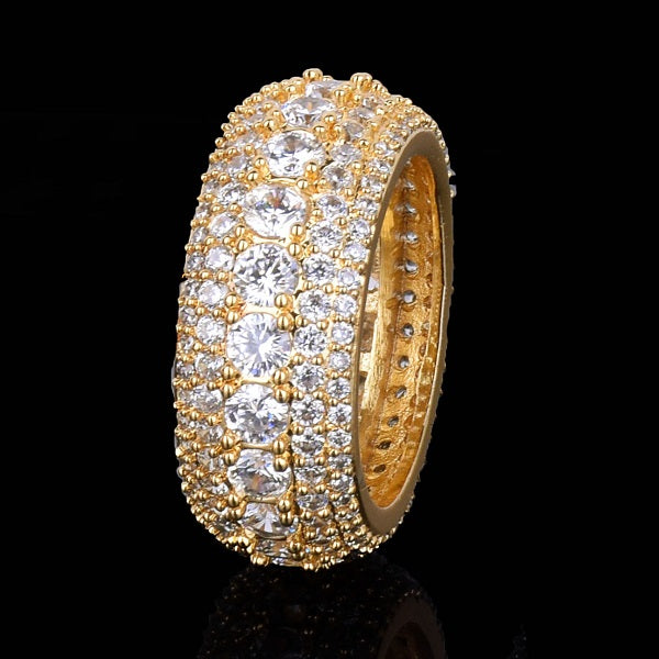 ROUND CUT RING // MULTI ROW DIAMOND