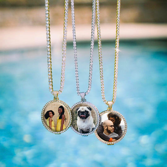 CUSTOM CLASSIC PHOTO PENDANT + CHAIN