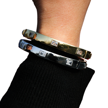 Elegant Edge Brass Baguette Bracelet