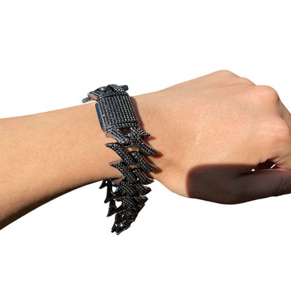 Iced Out Thorn Peaks Black Bracelet
