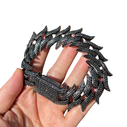 Iced Out Thorn Peaks Black Bracelet