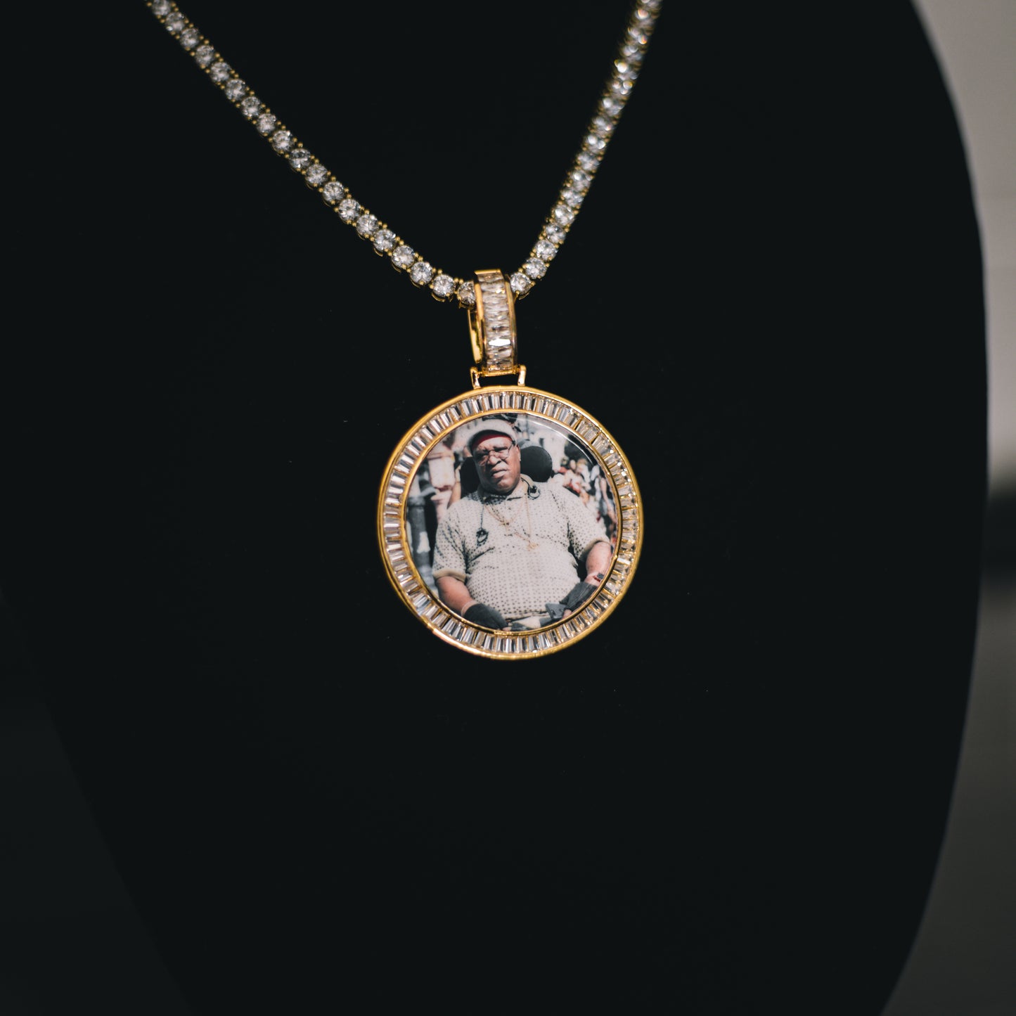 CUSTOM BAGUETTE PHOTO PENDANT + CHAIN