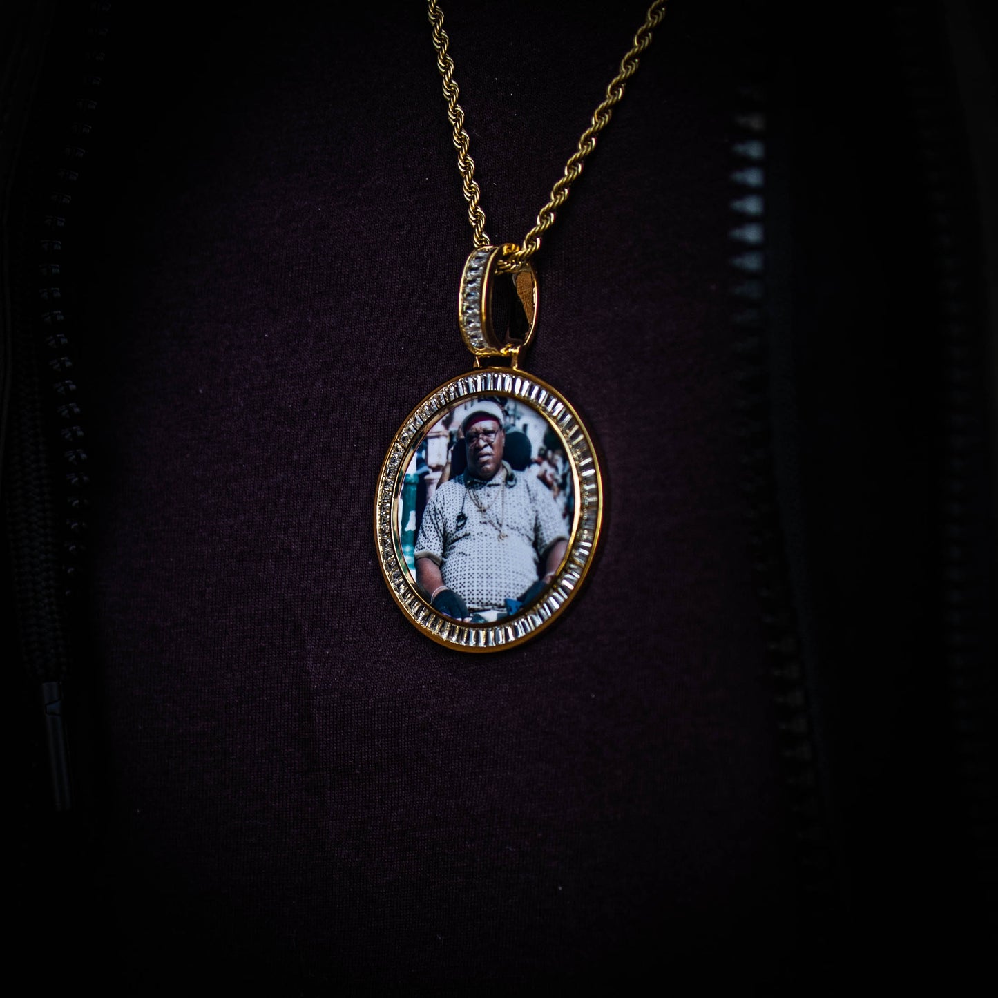 CUSTOM BAGUETTE PHOTO PENDANT + CHAIN