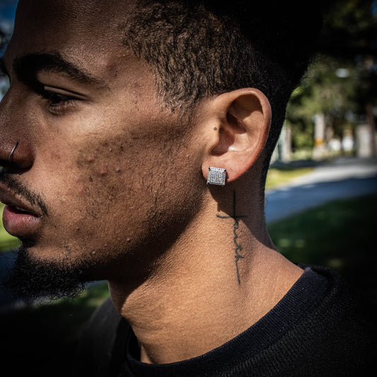 TOO ICY SQUARE // WHITE GOLD EARRINGS