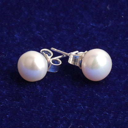 WOMENS PEARL EARRINGS